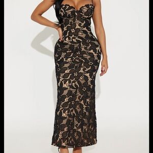 Fashion Nova Black Strapless Lace Dress